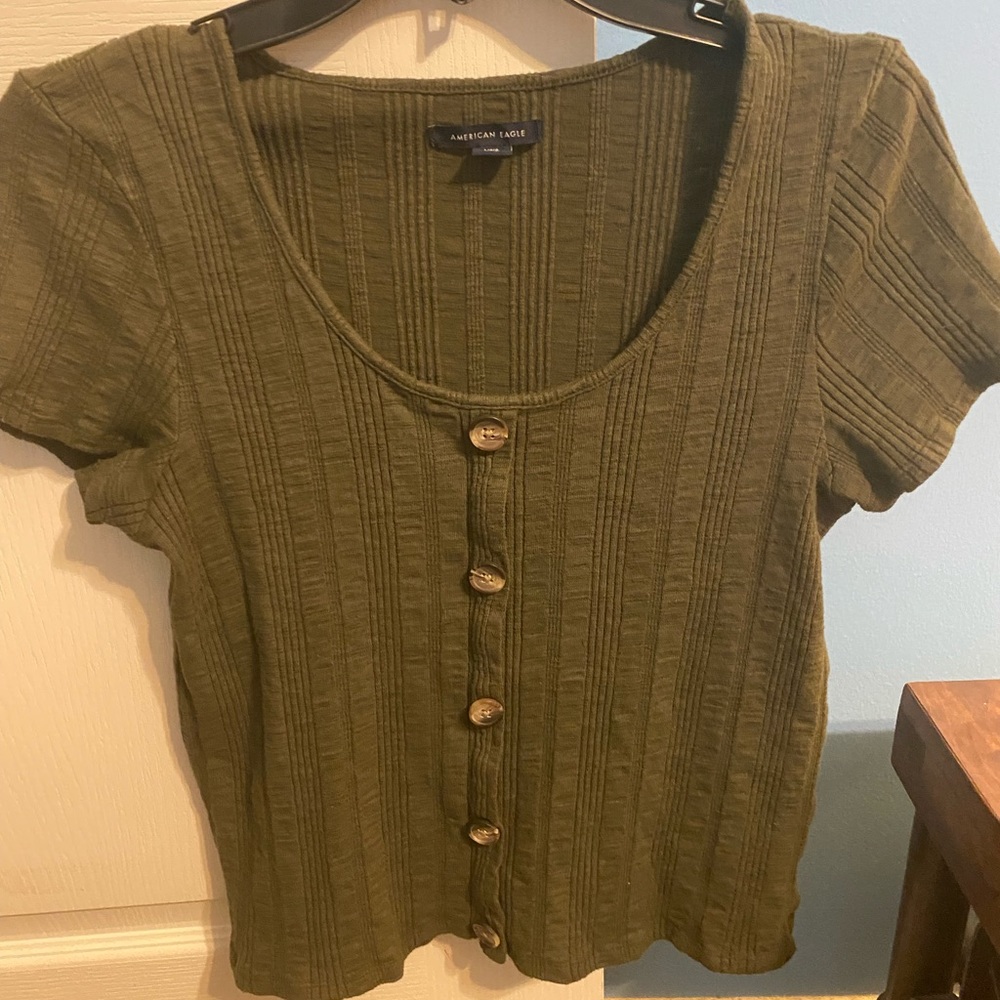 American Eagle Green button up shirt